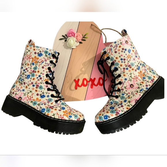 UNIONBAY Shoes - UNIONBAY Pink and Black Floral Boots